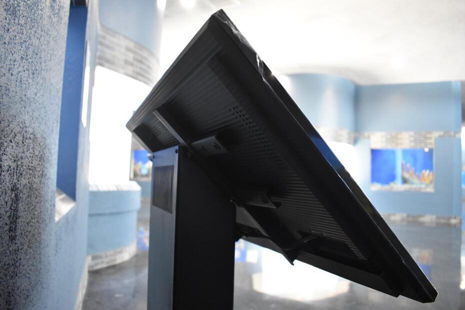 Suporte Display M Pro Series - Kiosk Black 15-32 200/300/400